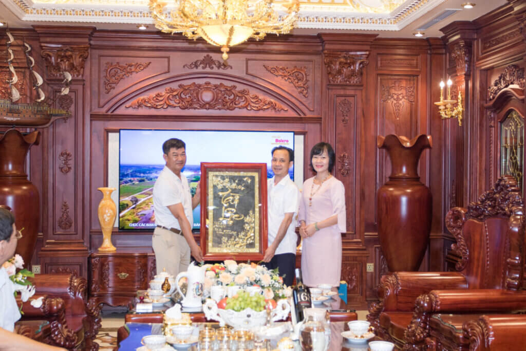 Công trìnhThi công sơn đá tự nhiên hoàn thiện biệt thự Mr. Vinh